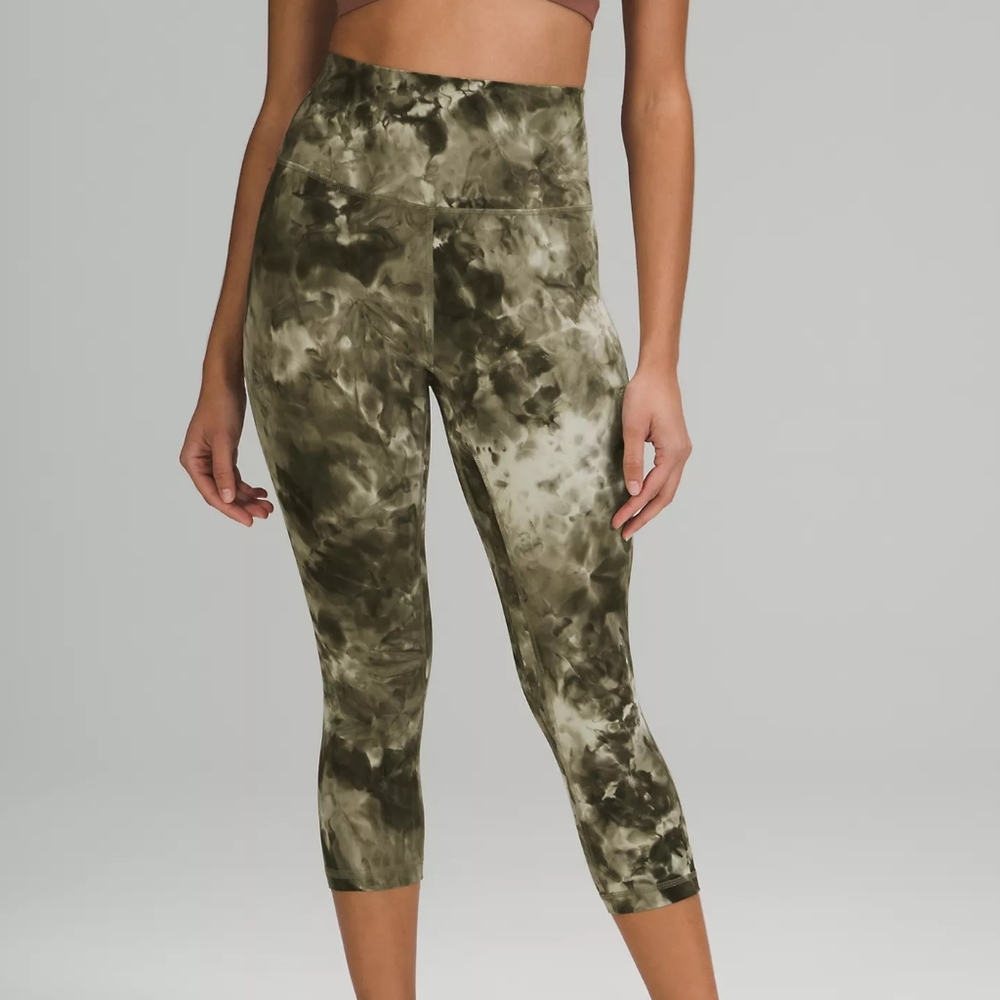 Lululemon Align High-Rise Crop 21" size 6